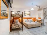 Comfort Room (3-4 Adults) – Semi Basement