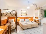 Comfort Room (3-4 Adults) – Semi Basement