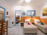 Paros Kontaratos two-bedroom apartment