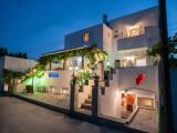 Paros Kontaratos two-bedroom apartment