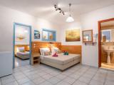 Paros Kontaratos two-bedroom apartment