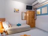 Paros Kontaratos two-bedroom apartment