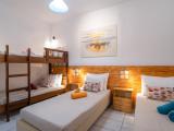 Paros Kontaratos two-bedroom apartment