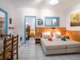 Paros Kontaratos two-bedroom apartment