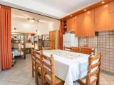 Three-Bedroom Apartment for 7-9