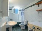 Three-Bedroom Apartment for 7-9