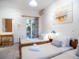Three-Bedroom Apartment for 7-9